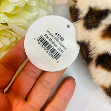 Load image into Gallery viewer, Amanda Blu Leopard Print Slippers (Size 8/9)