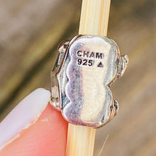 Load image into Gallery viewer, Chamilia Authentic Carolers Charm