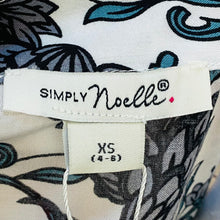 Load image into Gallery viewer, Simply Noelle Lotus Flower Top in White/Teal