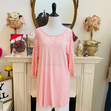 Load image into Gallery viewer, Simply Noelle Getting Ziggy With It Top in Peach