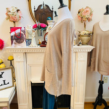 Load image into Gallery viewer, Simply Noelle W Double Pocket Tan