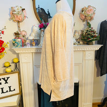 Load image into Gallery viewer, Simply Noelle Textured Slub Pocket Top Light Tan