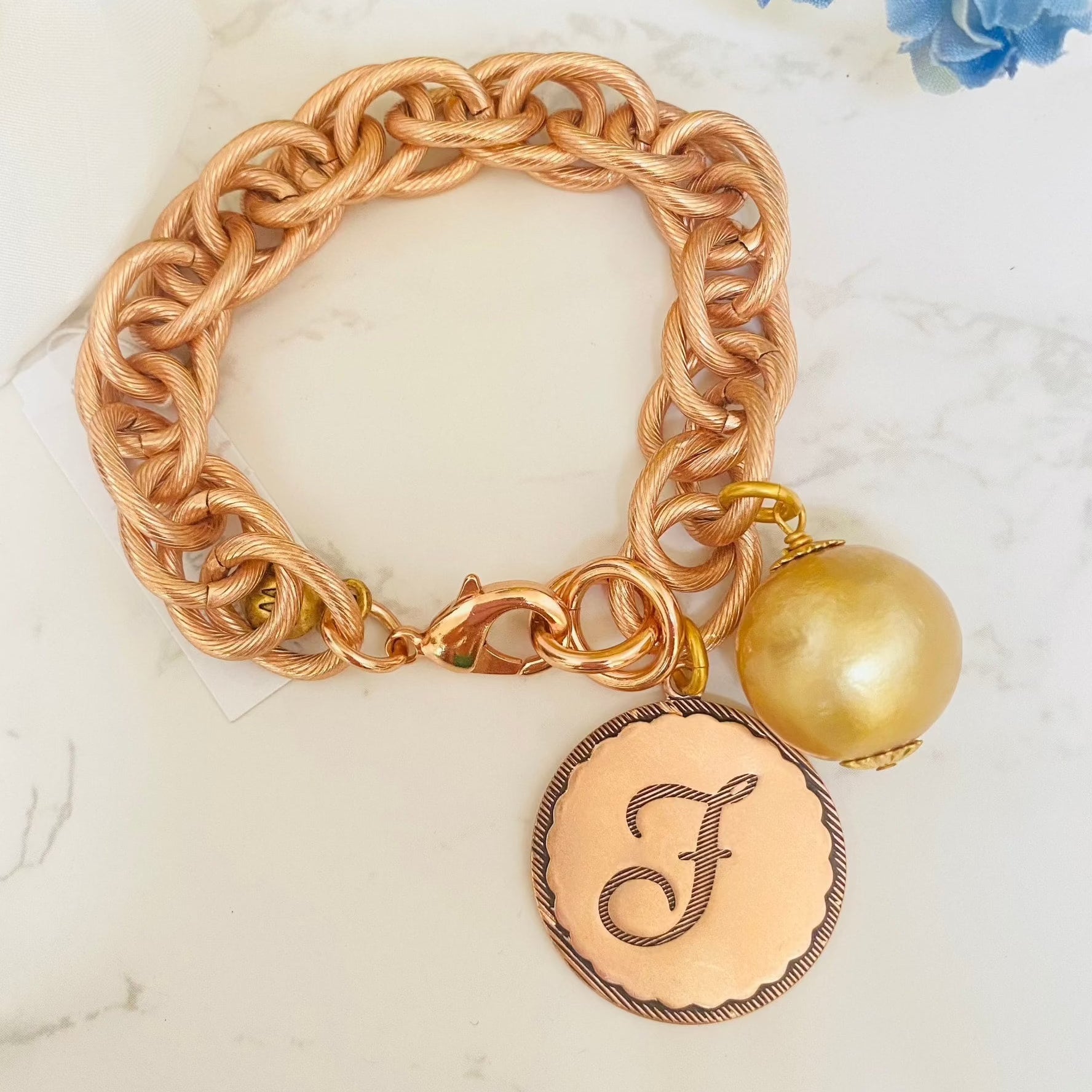 John Wind Sorority Gal Cotton Pearl Initial Bracelet Rose Gold