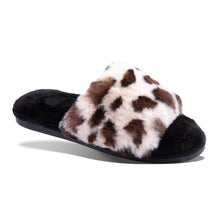 Load image into Gallery viewer, Amanda Blu Leopard Print Slippers