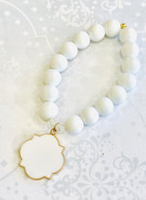 Load image into Gallery viewer, Mom Quatrefoil Beaded Bracelet