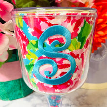 Load image into Gallery viewer, Personalized Acrylic Wine Goblet Initial S
