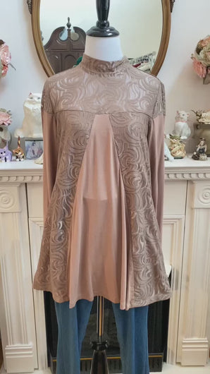 Simply Noelle FF Lace Overlay Top Tan