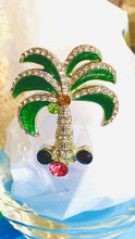 Load image into Gallery viewer, Palm Tree Diamond Stemless Wine Glass
