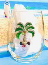 Load image into Gallery viewer, Palm Tree Diamond Stemless Wine Glass
