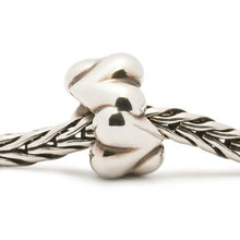 Load image into Gallery viewer, Trollbeads Organic Hearts Bead
